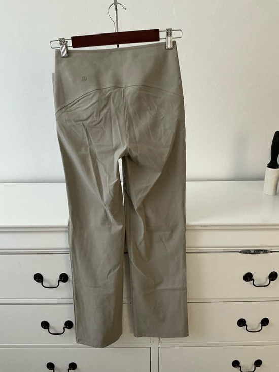 Lululemon Wide-Leg High-Rise Pants (Size 4) – Neutral Taupe/Olive - Picture 2 of 4